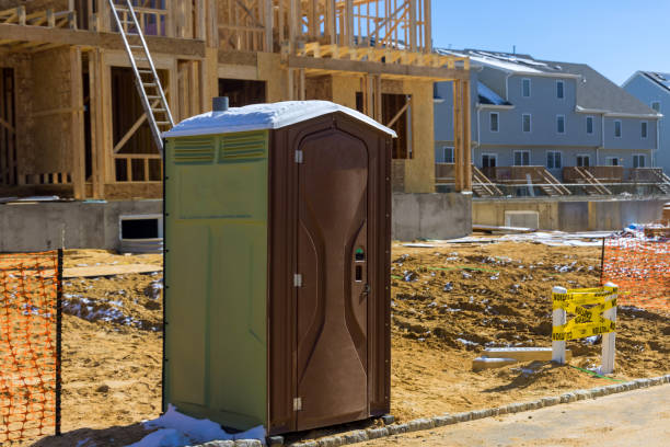 Best Portable restroom trailer rental  in Hendersonville, TN